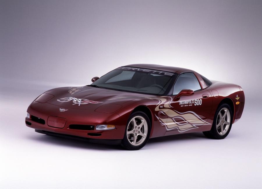  Chevrolet Corvette 1998 года  (фото 25 из 84)